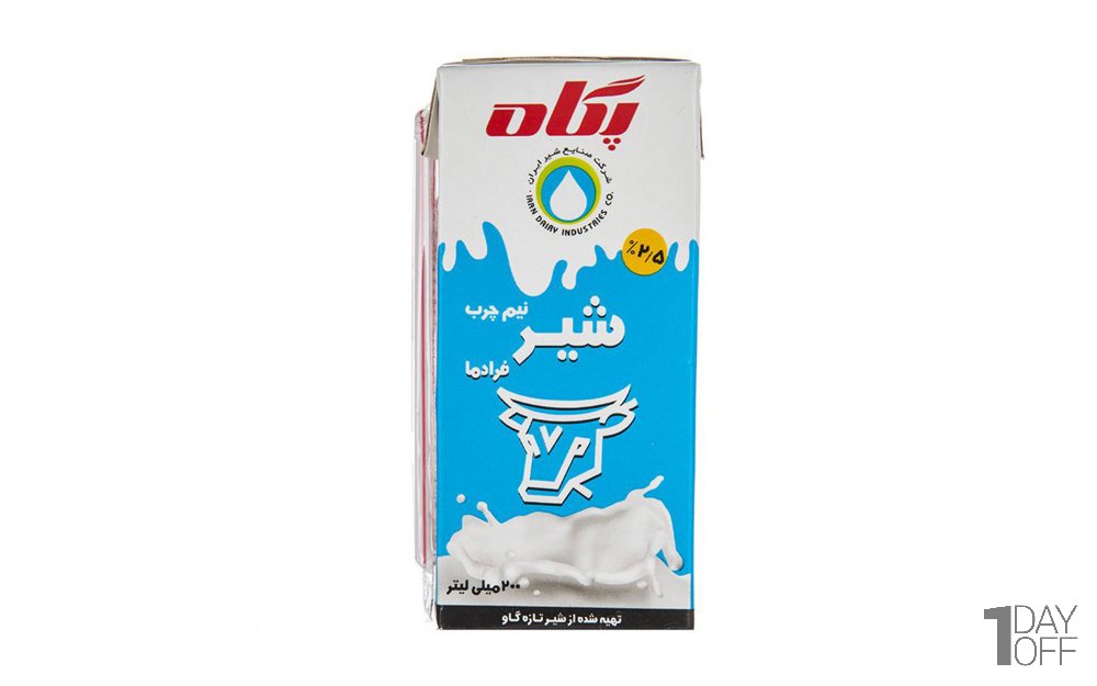 شیر نیم‌چرب فرادما پگاه مقدار 200 میلی‌لیتر