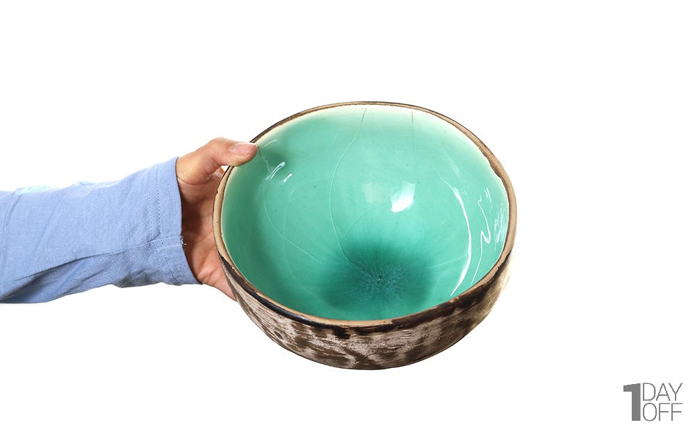 کاسه سرامیکی متوسط لعاب سبز اندازه 18x18x9 سانتی‌متر