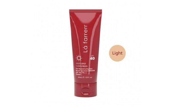 کرم ضد آفتاب و ضد لک SPF40 لافارر مناسب پوست نرمال و خشک رنگ روشن