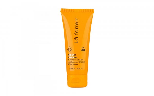 کرم ضد آفتاب و ضد لک بی رنگ SPF30 لافارر مناسب پوست نرمال و خشک مقدار 40 میلی‌لیتر