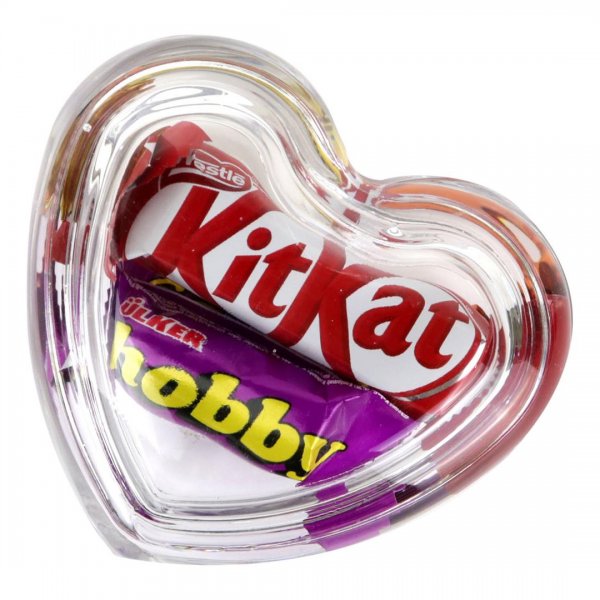 باکس شیشه‌ای کوچک قلبی ساچی همراه با دو عدد مینی شکلات هوبی/ یک عدد مینی شکلات کیت‌کت / یک عدد مینی شکلات نستله 