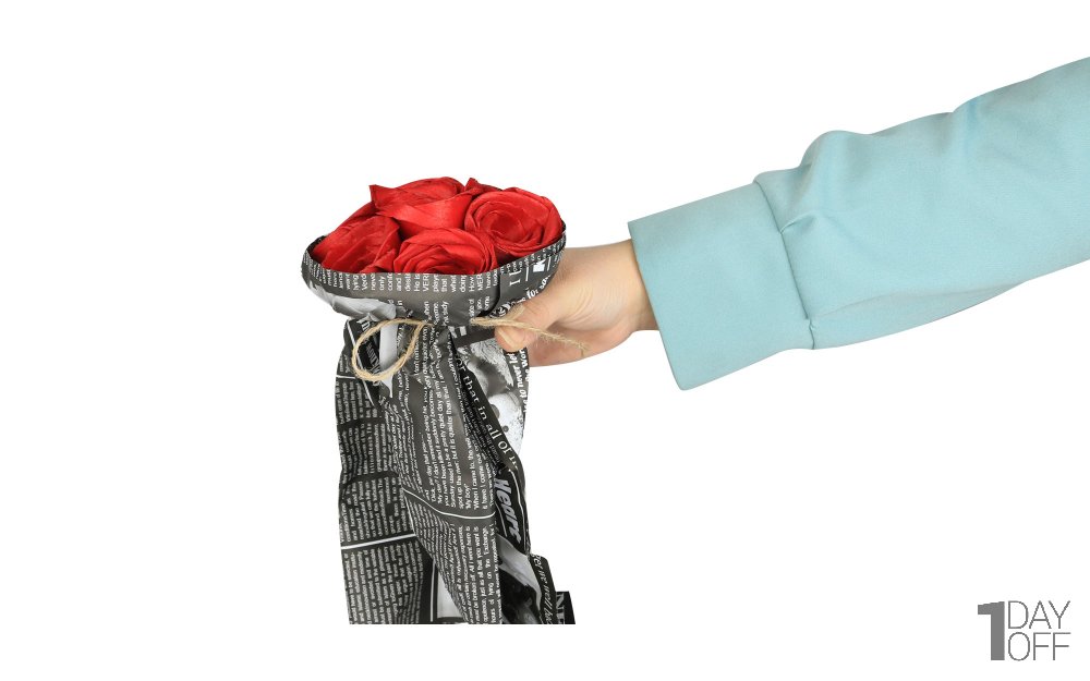 دسته گل رز کاغذی 7 عددی رنگ قرمز