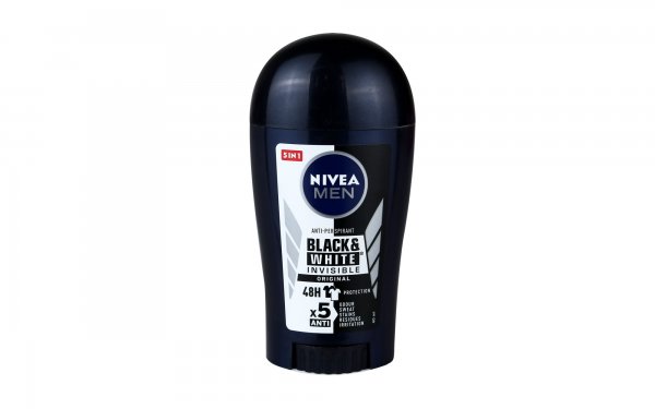 استیک ضدتعریق صابونی مردانه 5 در 1 مدل (Black & White) نیوآ (Nivea) مقدار 40 میلی‌لیتر