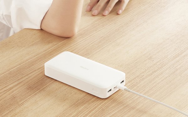 پاوربانک شیائومی ظرفیت 20000 میلی‌آمپر مدل Redmi PB200LZM رنگ سفید