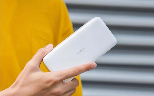  پاوربانک شیائومی ظرفیت 20000 میلی‌آمپر مدل Redmi PB200LZM رنگ سفید